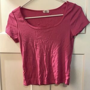 Pink short sleeved tee shirt from Ardene in the size medium brand new never worn
